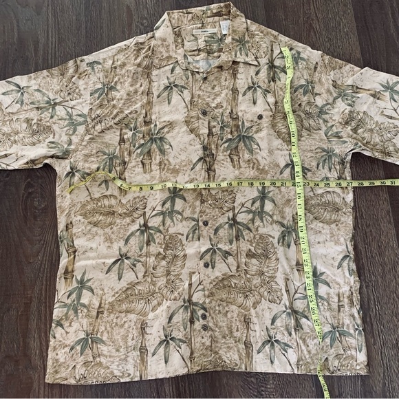 Hawaiian Shirt - Picture 3 of 6